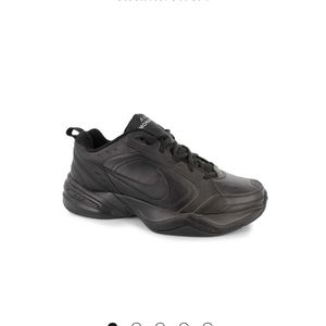 Nike Monarch Men's Sneakers Size 9W NWOT!